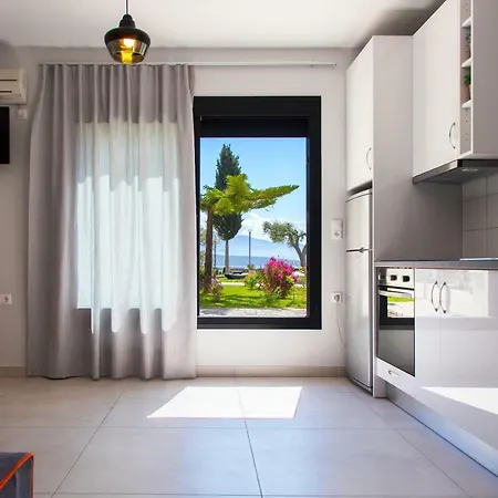 Agni Apartahotel Nikiana