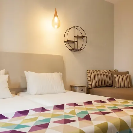 Apartahotel Agni 3*