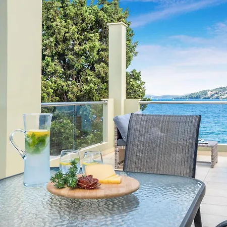 Agni Appart hôtel 3*