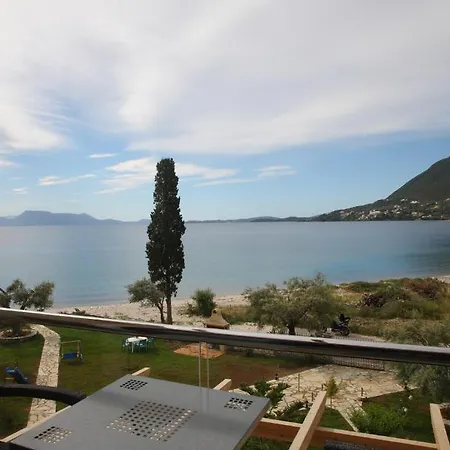 아파트호텔 Agni 니키아나